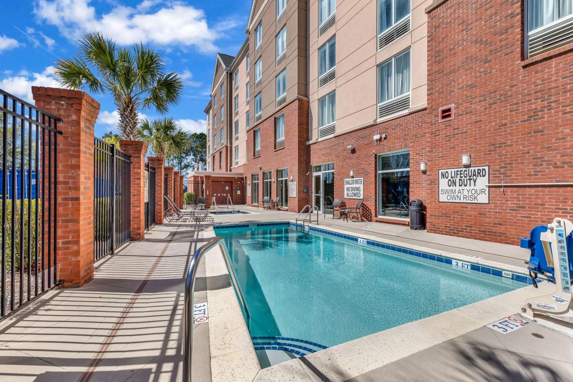 Hilton Garden Inn Myrtle Beach/Coastal Grand Mall Екстер'єр фото