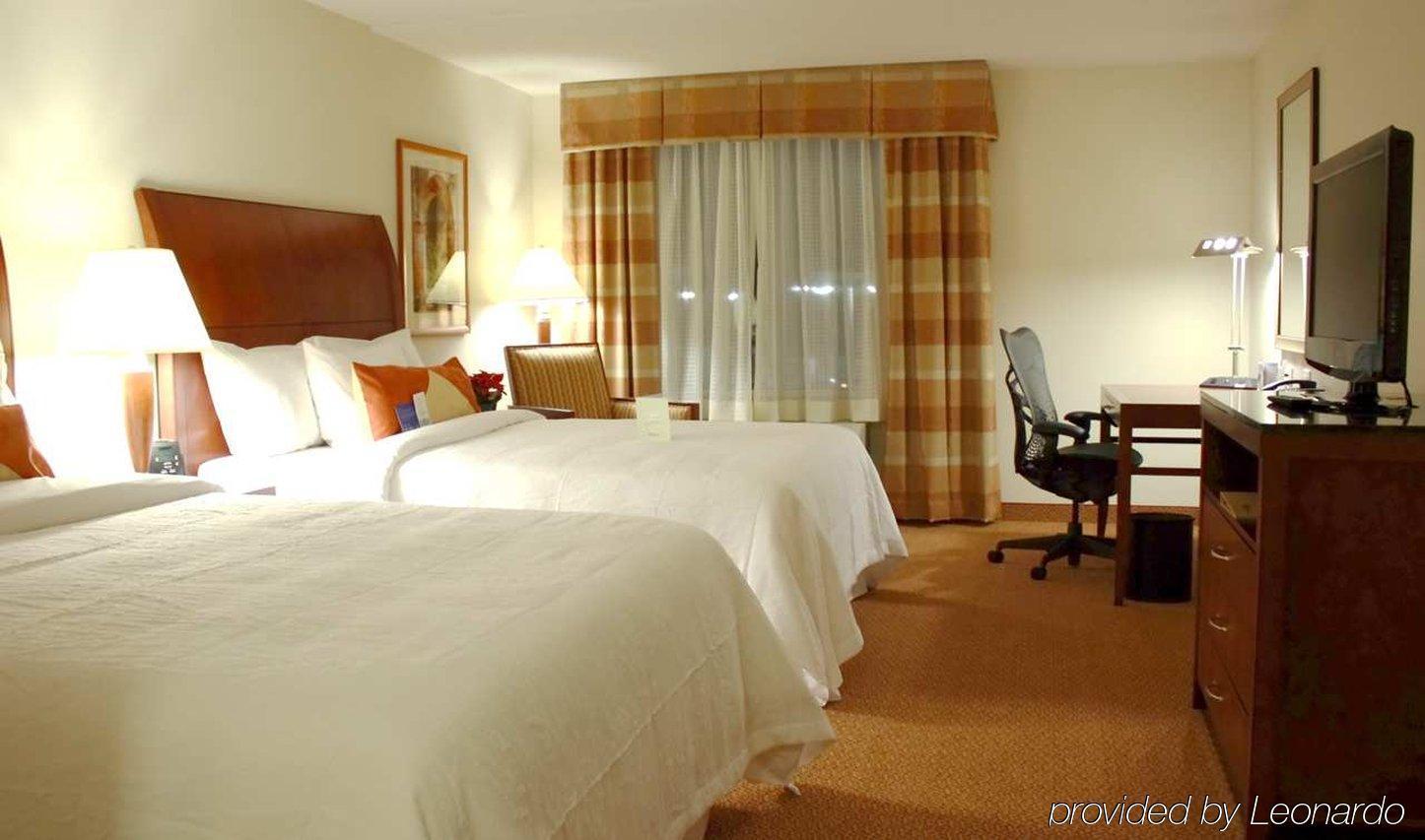Hilton Garden Inn Myrtle Beach/Coastal Grand Mall Номер фото