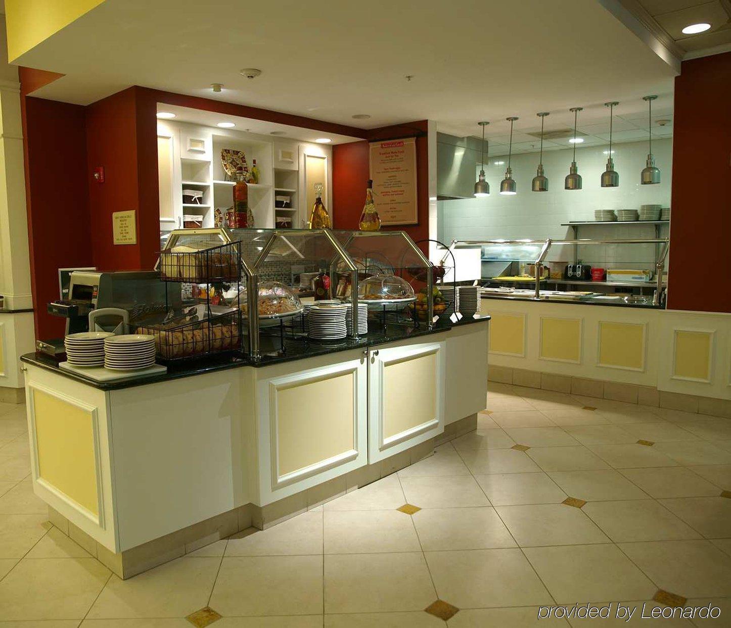 Hilton Garden Inn Myrtle Beach/Coastal Grand Mall Ресторан фото