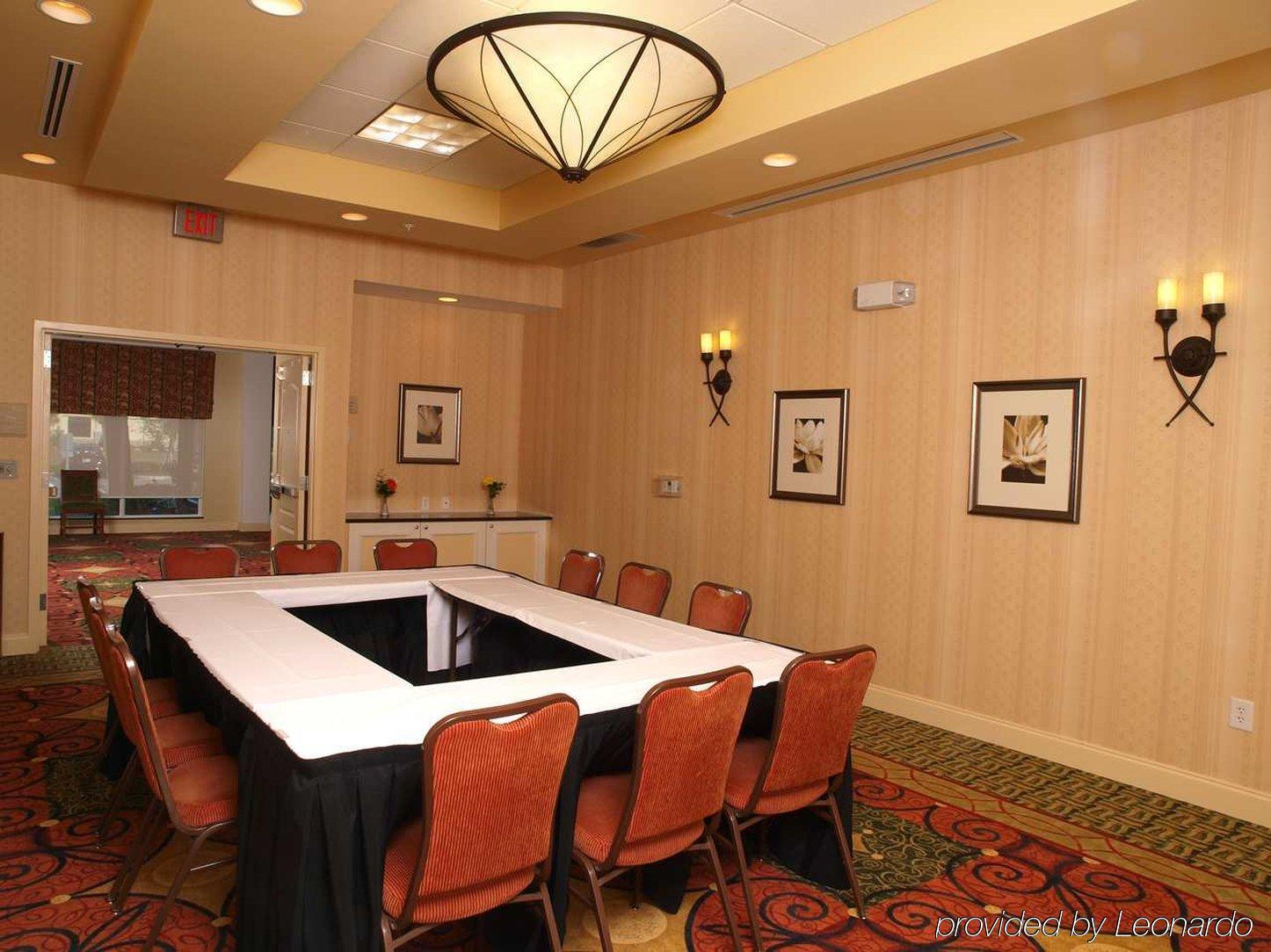 Hilton Garden Inn Myrtle Beach/Coastal Grand Mall Бізнес фото